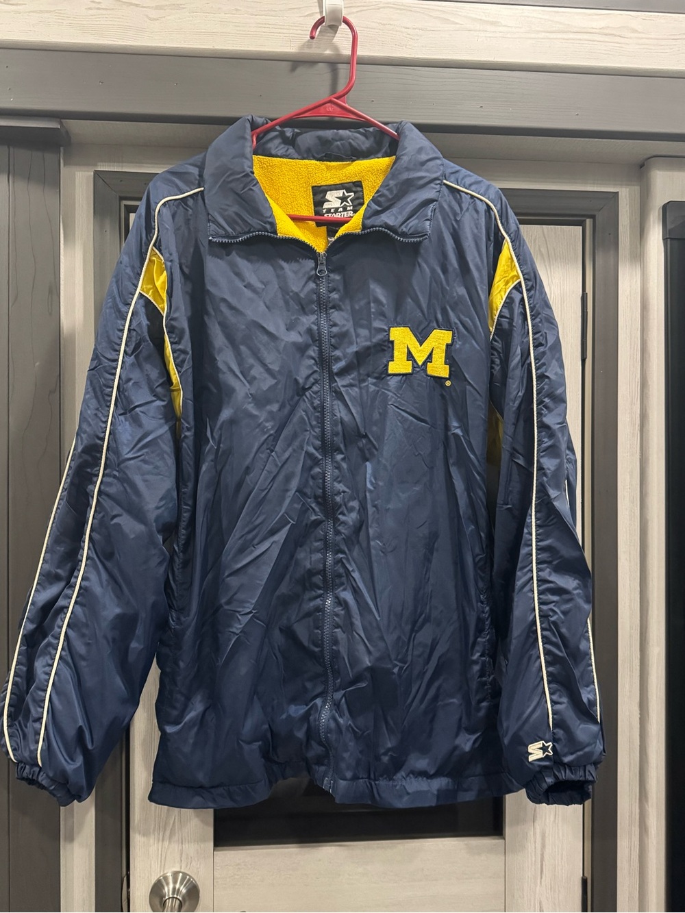 Vintage STARTER Michigan Windbreaker Jacket